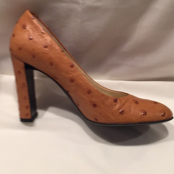 Prada designer heels - Picture 3 of 6